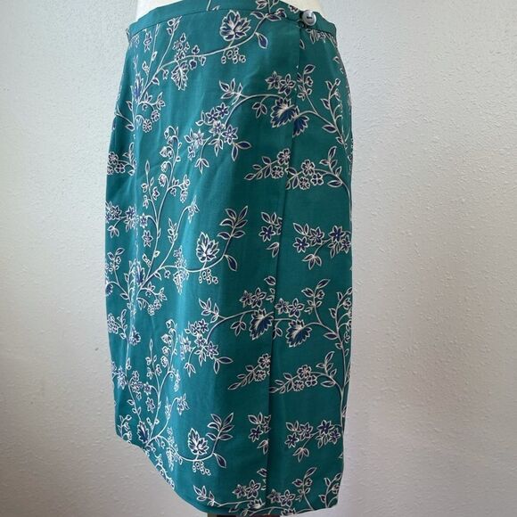 Charter Club Petite Silk Skirt Size 14P EUC - Picture 3 of 6